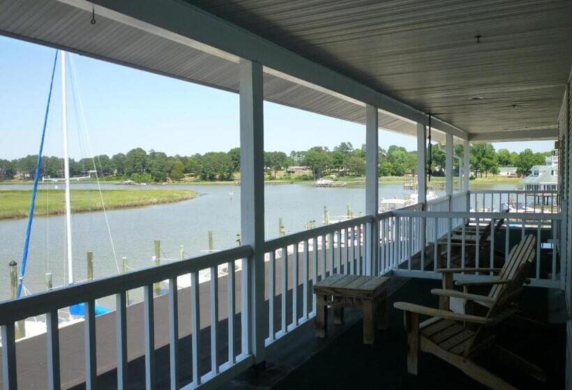 バルコニー付きデラックスルーム, Smithfield Station