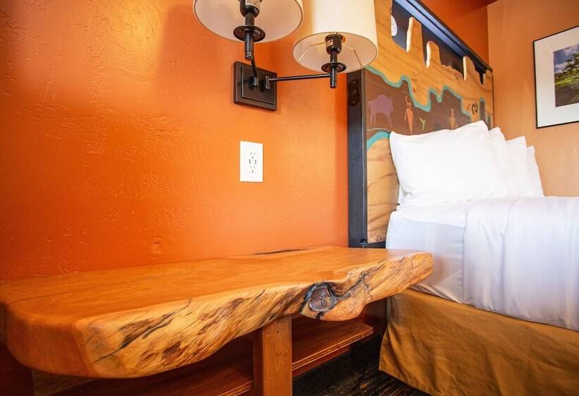 스위트 킹사이즈 침대, Southwest Inn At Sedona