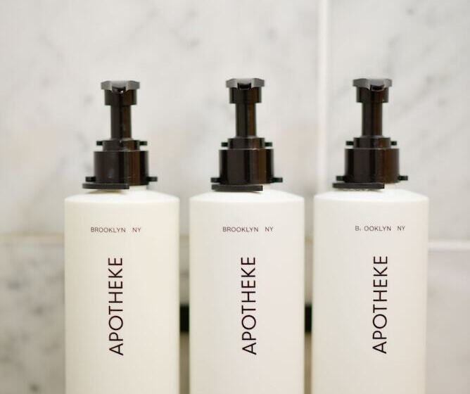 اتاق پرمیوم, Voco St James Hotel, An Ihg