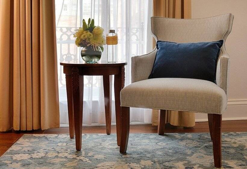 Номер Стандарт, Voco St James Hotel, An Ihg