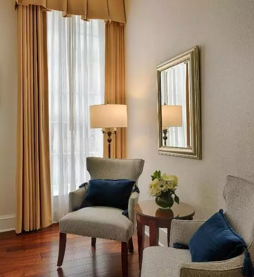 キングサイズベッドのスタンダードルーム, Voco St James Hotel, An Ihg