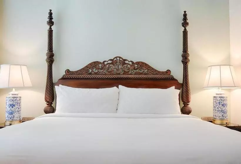 キングサイズベッドのスイートルーム, Voco St James Hotel, An Ihg