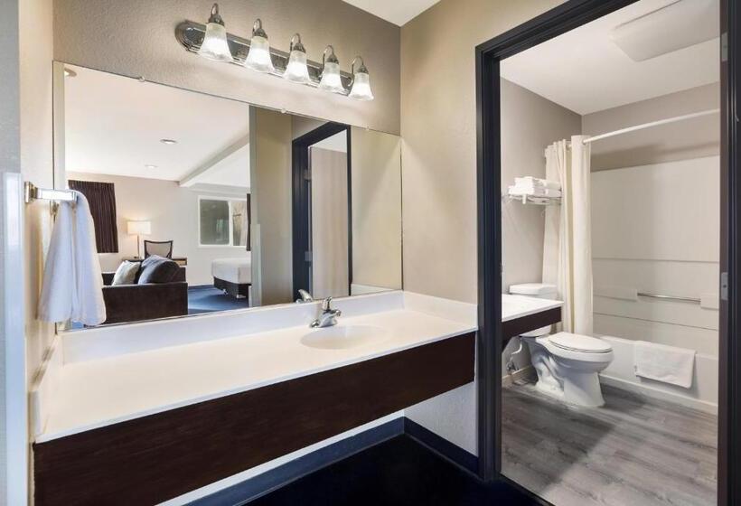 סוויטה דלוקס, Americas Best Value Inn Sparks