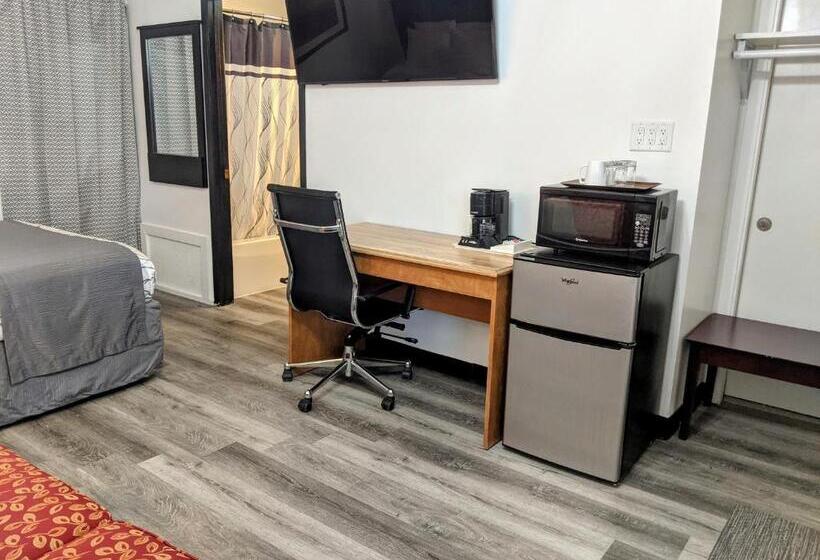 バスタブ付きスタンダードルーム, Skyview Motel   Prairie Du Sac