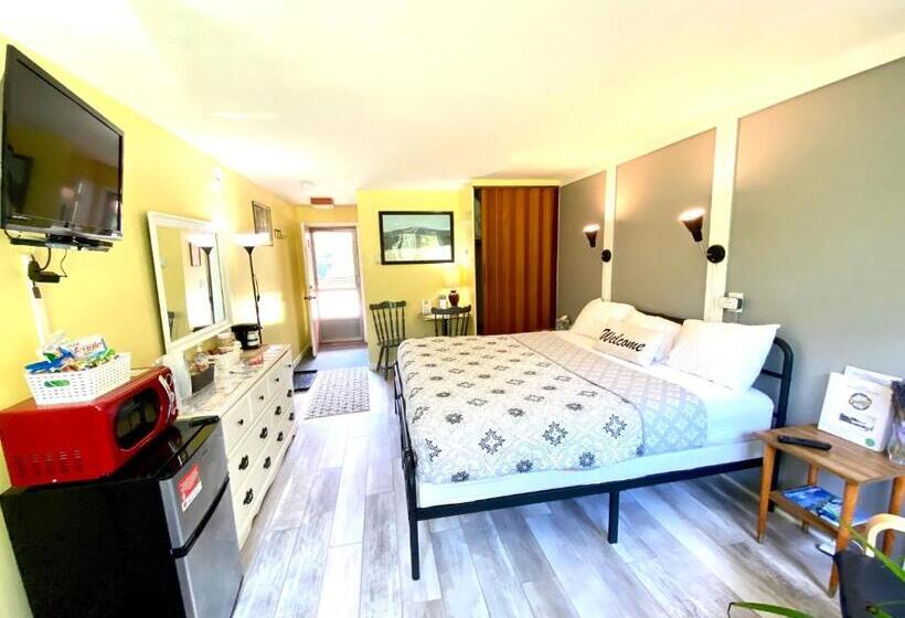 キングサイズベッドのクラシックルーム, Snowdon Chalet Motel