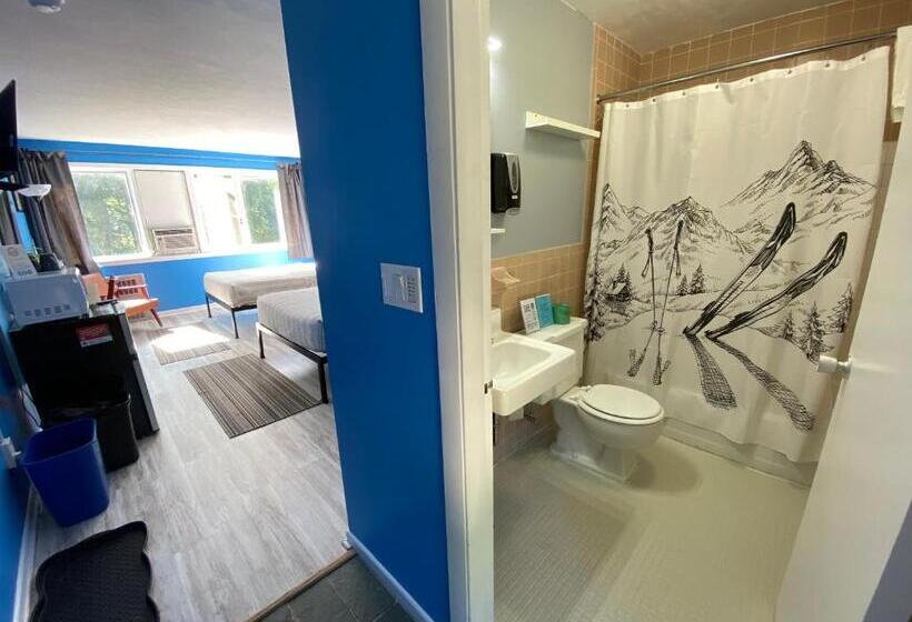 デラックスルーム, Snowdon Chalet Motel