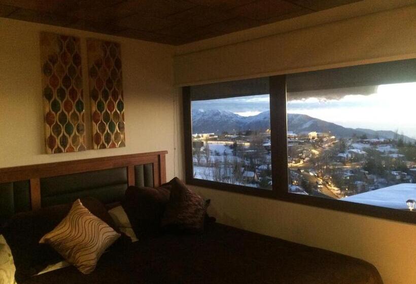 غرفة سوبيريور رباعية, Hf