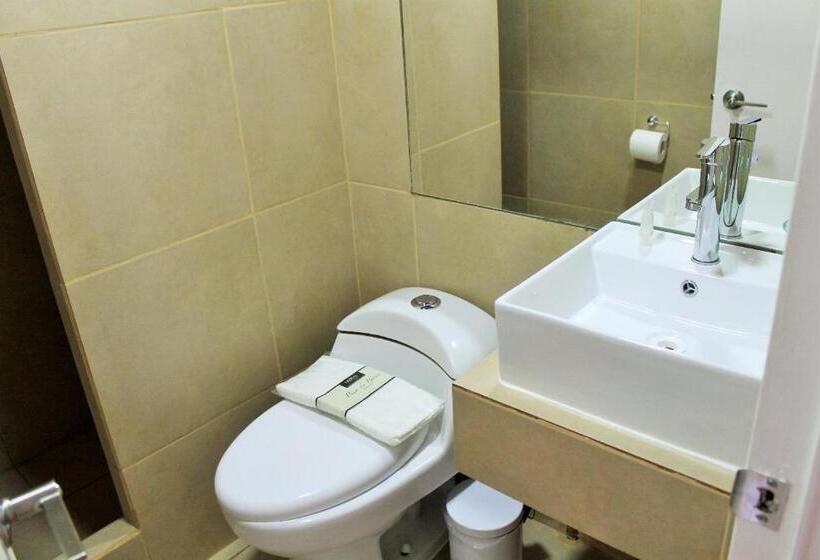 غرفة سوبيريور رباعية, Hf