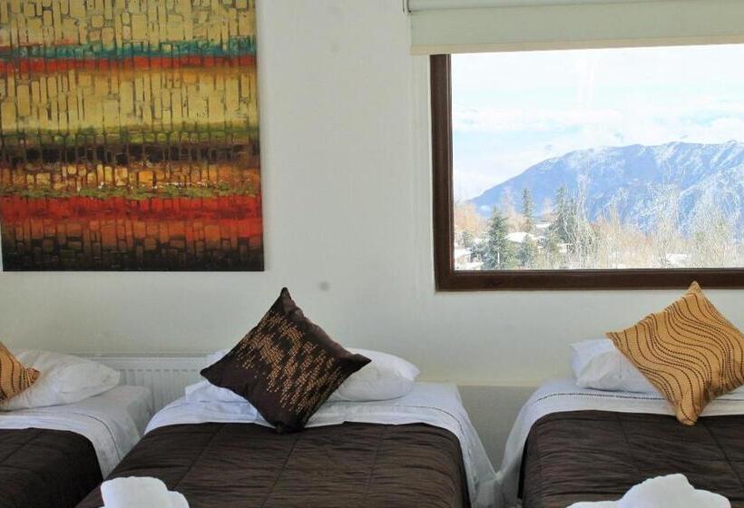 جناح عائلي, Hf