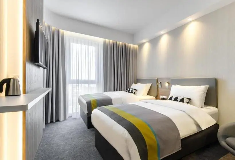スタンダードルーム, Holiday Inn Express   Rzeszow Airport, An Ihg