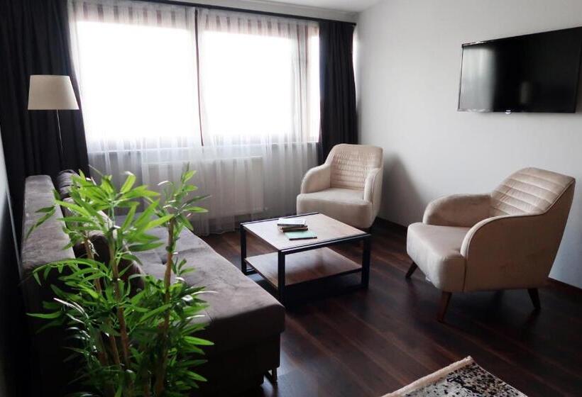 سوییت خانوادگی, Fuego Design Suites