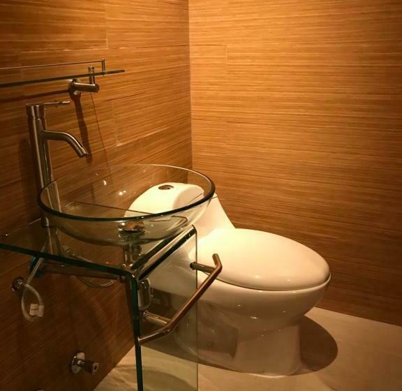 スタンダードルーム, Manada Del Desierto