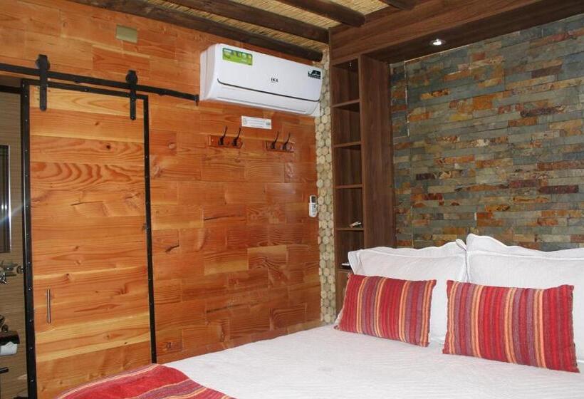 スタンダードルーム, Manada Del Desierto