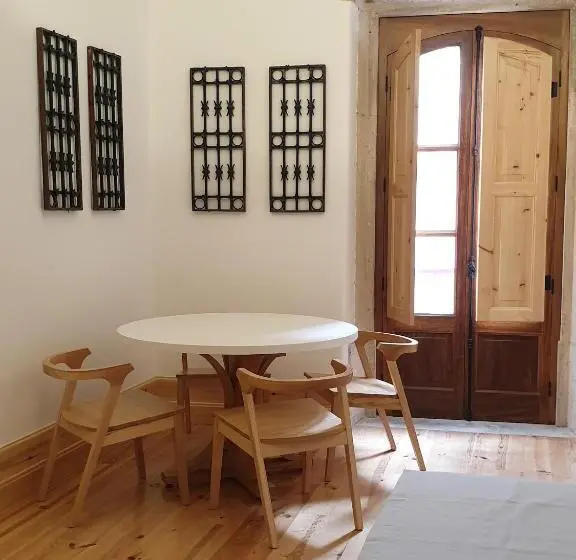 اتاق خانوادگی, Casa Da Baixa Downtown House