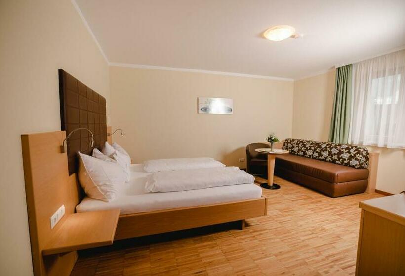 חדר סטנדרט לארבעה, Gasthof Rothwangl Hannes