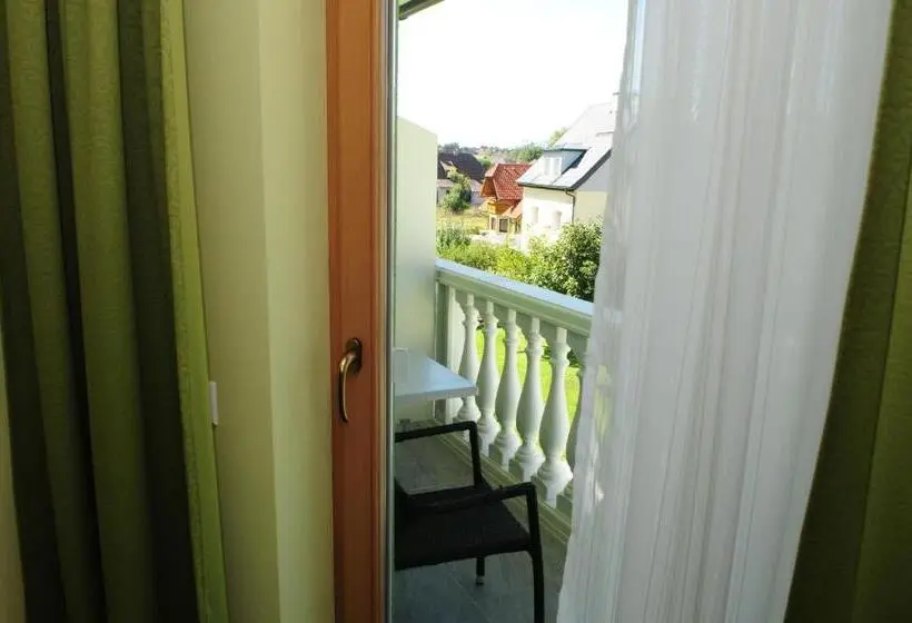スタンダード４人部屋, Gasthof Rothwangl Hannes