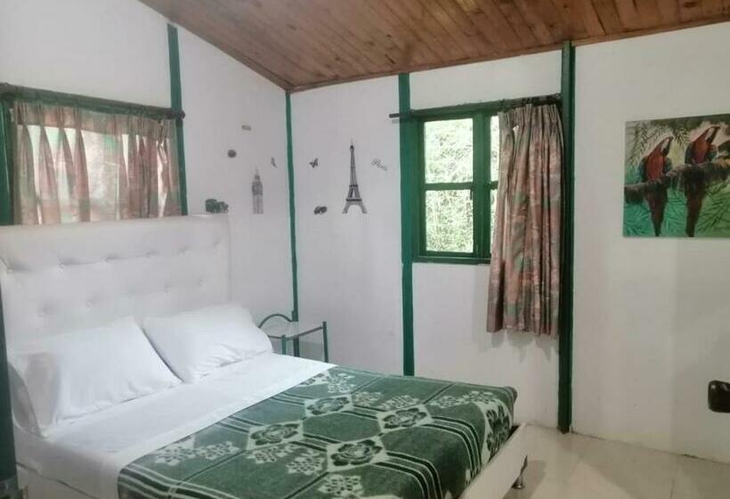Bungalow Estandar 2 Quartos, Mega