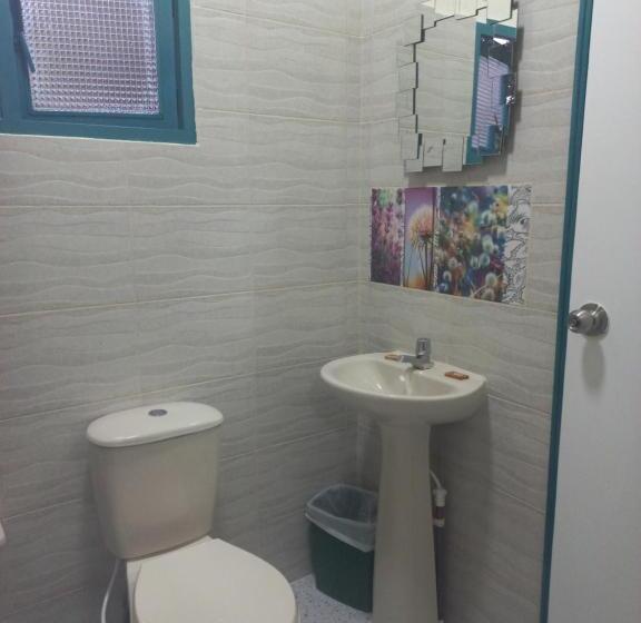 Quarto Deluxe com Sacada, Mega