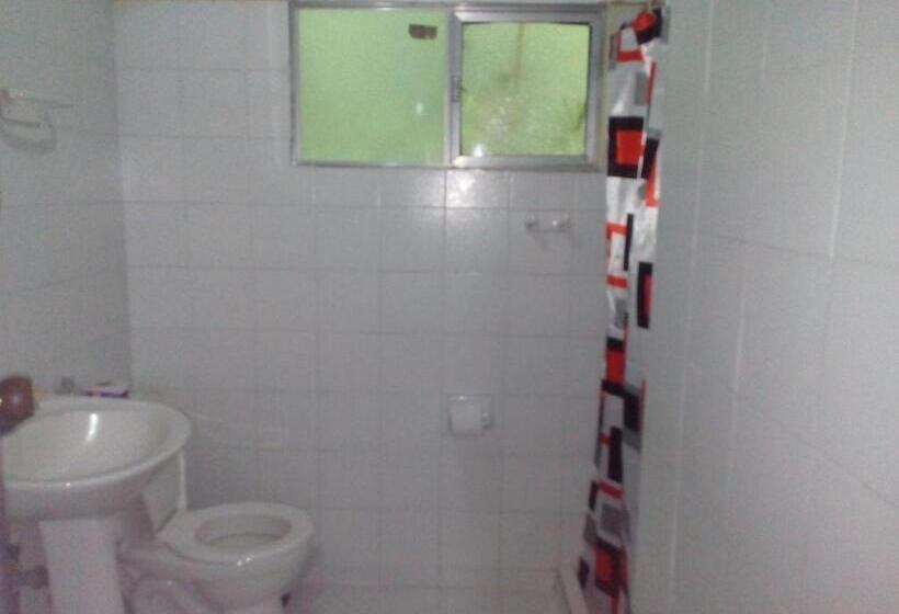 غرفة ديلوكس مزودة بشرفة, Mega