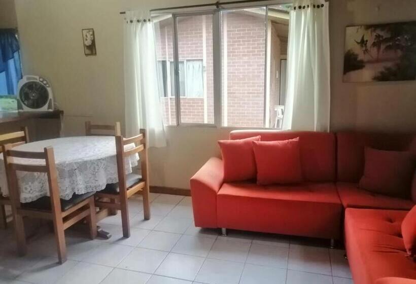 بنجلو عائلى, Mega