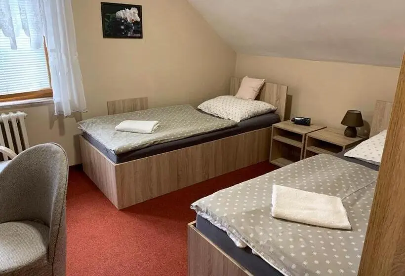 エコノミールーム, Hospůdka U Rybníčku