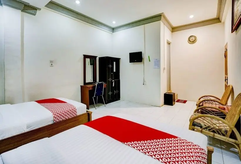 デラックスルーム, Oyo 2972 Wisma Sartika