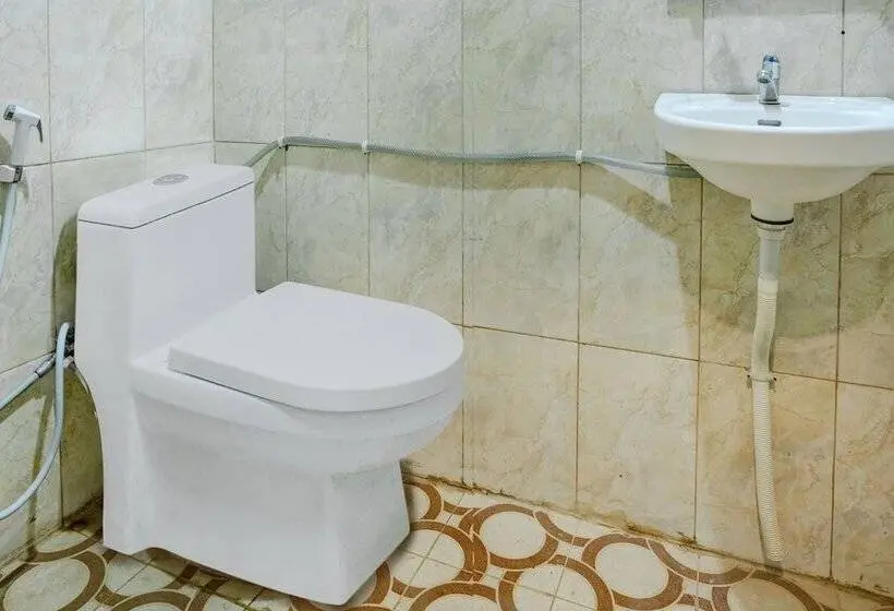 デラックスルーム, Oyo 2972 Wisma Sartika