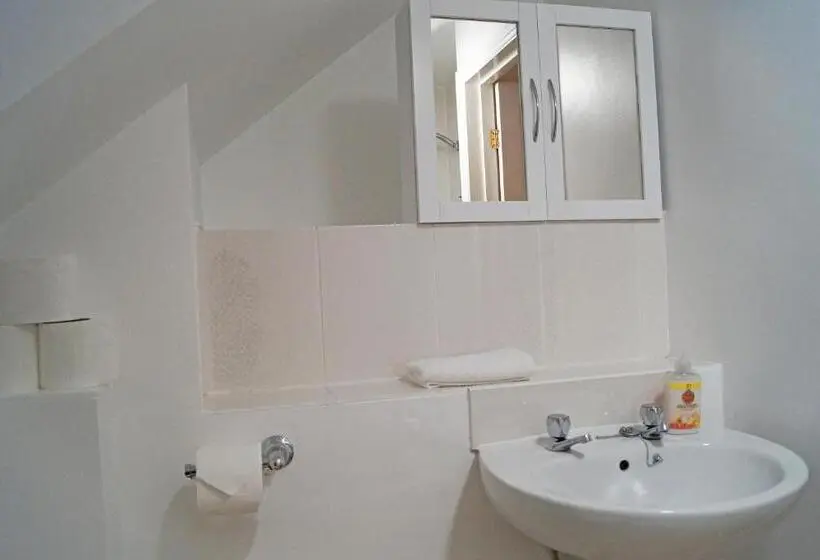 デラックススタジオ, Ricky Road Guest House   Wizard Studio Room Available To Book Now