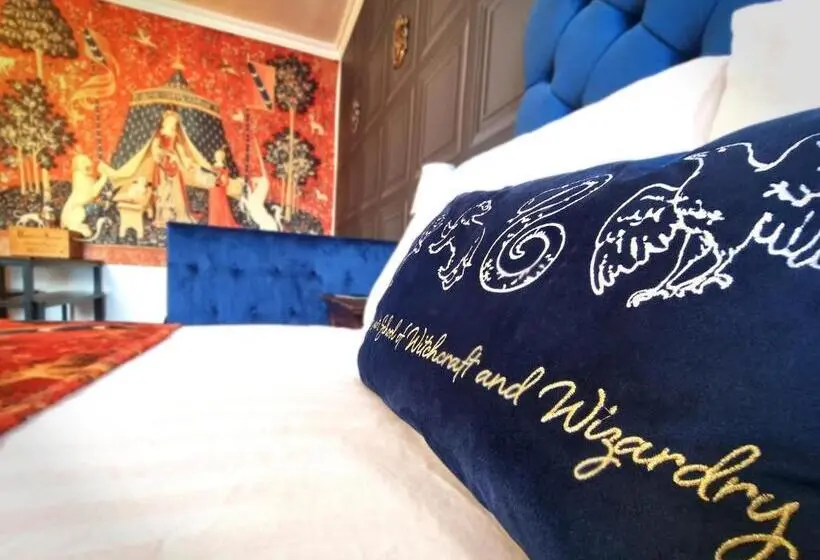 スタンダードスタジオ, Ricky Road Guest House   Wizard Studio Room Available To Book Now