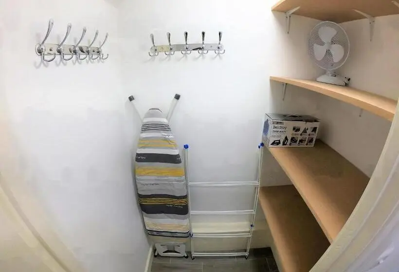 ２ベッドルームアパートメント, Ricky Road Guest House   Wizard Studio Room Available To Book Now