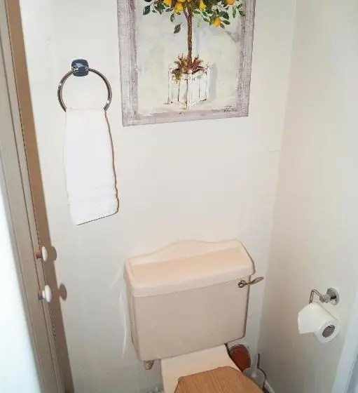 テーマパークスタンダードルーム, Ricky Road Guest House   Wizard Studio Room Available To Book Now