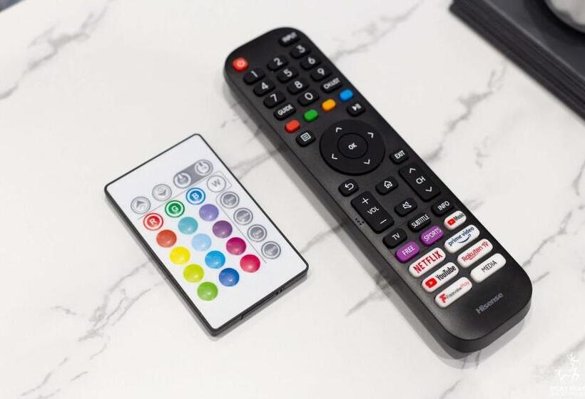 带2个卧室的公寓, Ricky Road Guest House   Wizard Studio Room Available To Book Now