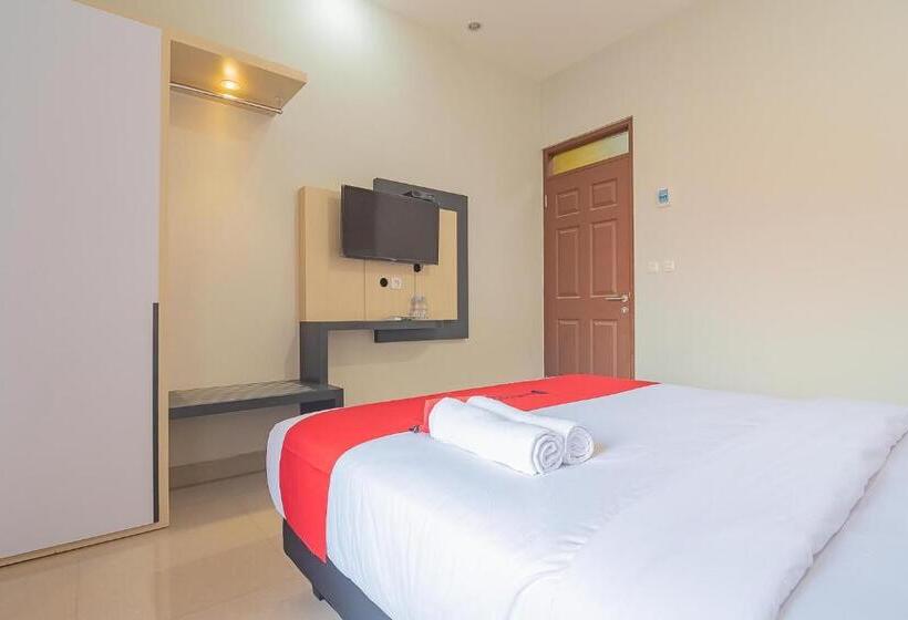 חדר סופריור, Reddoorz Plus Near Taman Budaya Samarinda