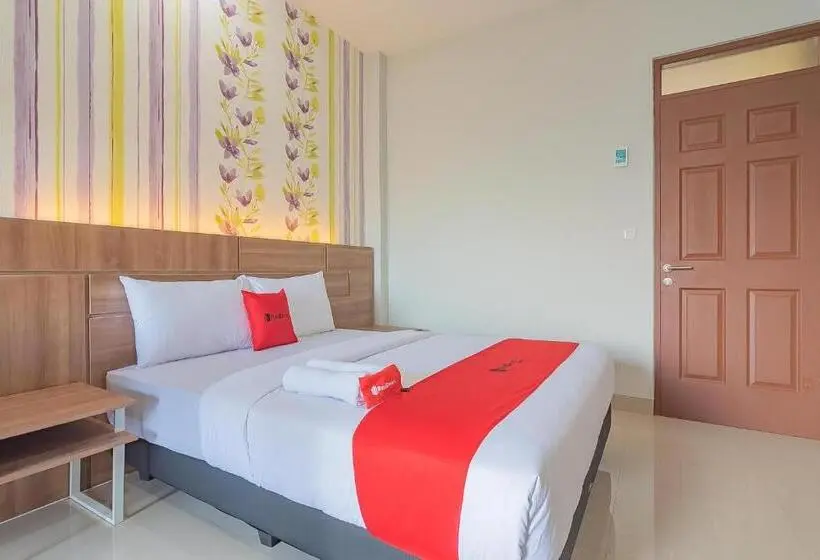 スーペリアールーム, Reddoorz Plus Near Taman Budaya Samarinda