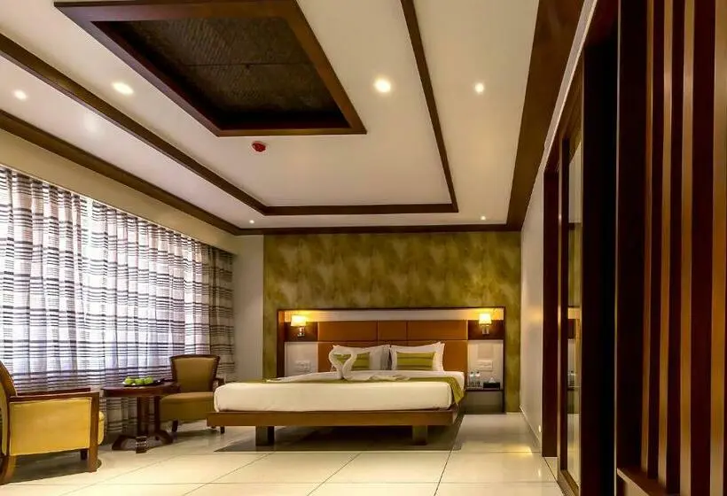 スイート（家族用）, The Fern Residency Vijayapura