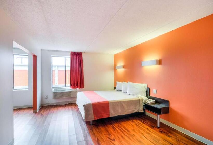 חדר סטנדרט עם מיטת קינג, Motel 6 Lansing, Il  Chicago South