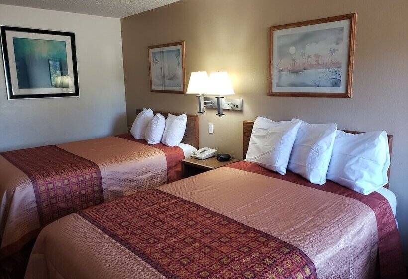 غرفه قياسيه سريرين مزدوجين, Americas Best Value Inn & Suites Harrisonville