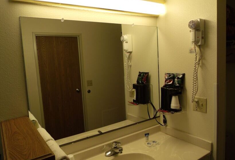 Номер Стандарт 2 Двуспальные Кровати, Americas Best Value Inn & Suites Harrisonville