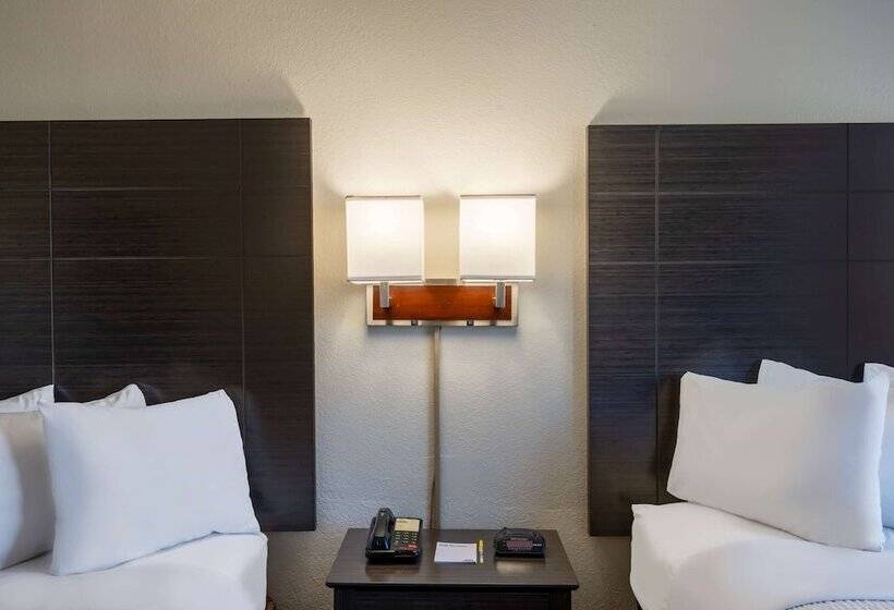 ２ダブルベッドのスタンダードルーム, Days Inn By Wyndham Somerset Pa I70 I76