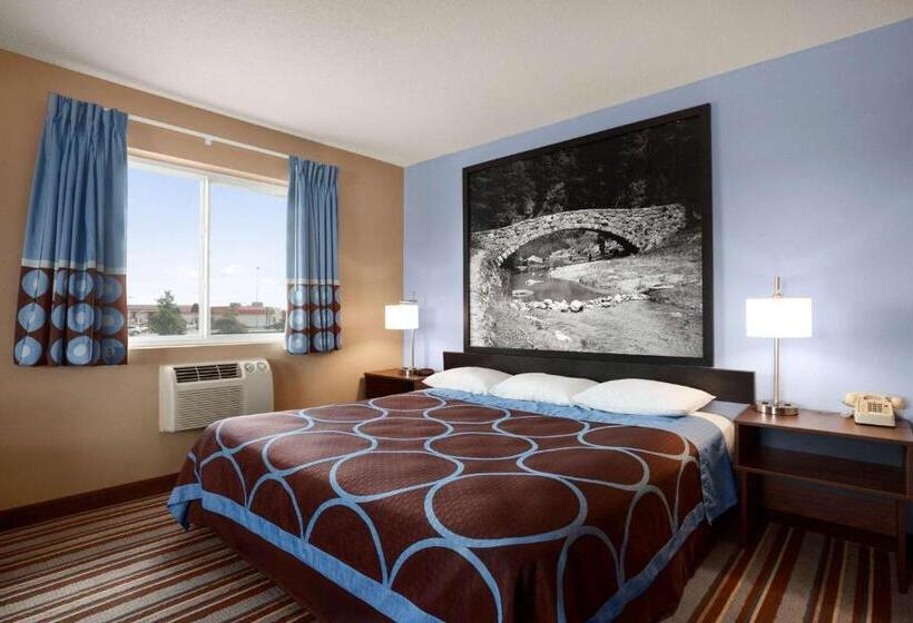 غرفة قياسية لذوى الاحتياجات الخاصة, Super 8 By Wyndham Council Bluffs Ia Omaha Ne Area