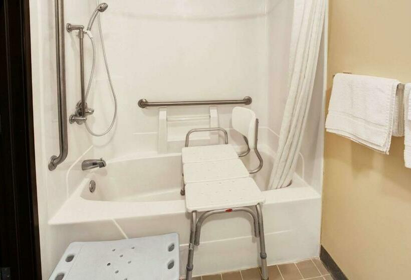 Номер Стандарт Адаптированный для Инвалидов, Super 8 By Wyndham Heath/newark