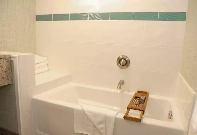 سوییت جونیور, Sugar Beach Resort