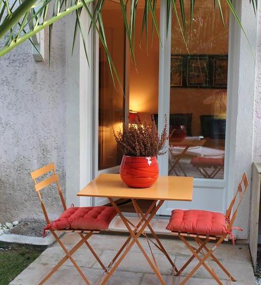 豪华园景房, La Villa Topi