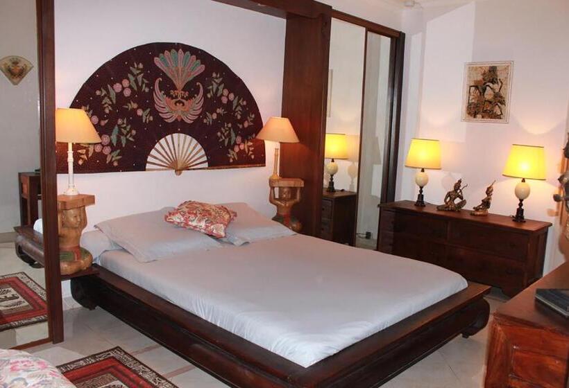 디럭스 스위트 킹 침대, La Villa Topi