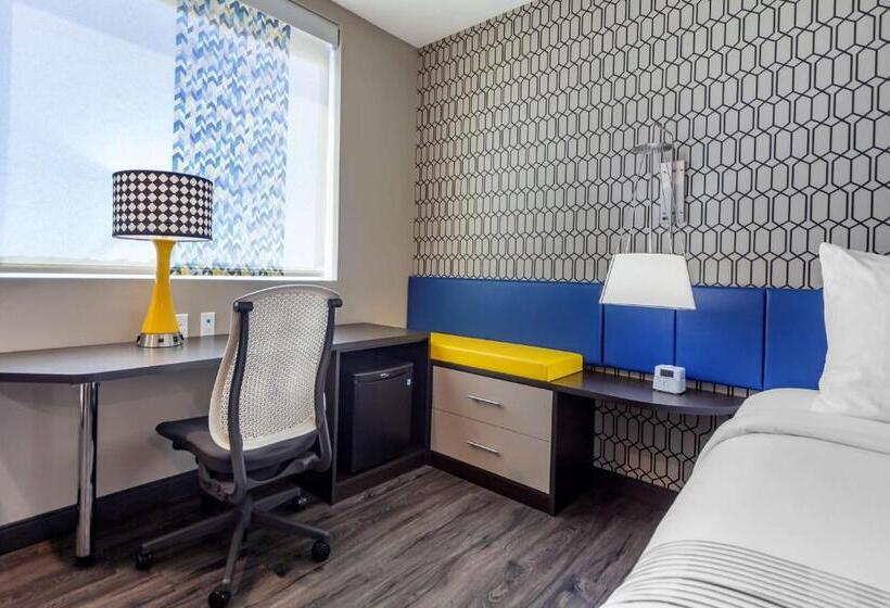 اتاق استاندارد با تخت بزرگ برای معلولان, Glō Best Western Dawley Farms In Sioux Falls