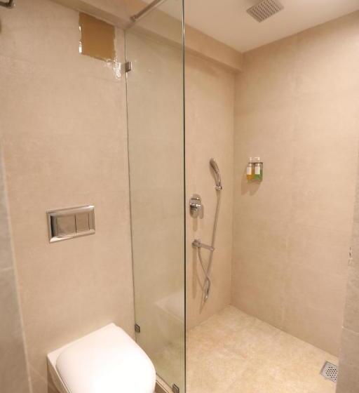 חדר דחוקס עם מיטת קינג, Cliffton