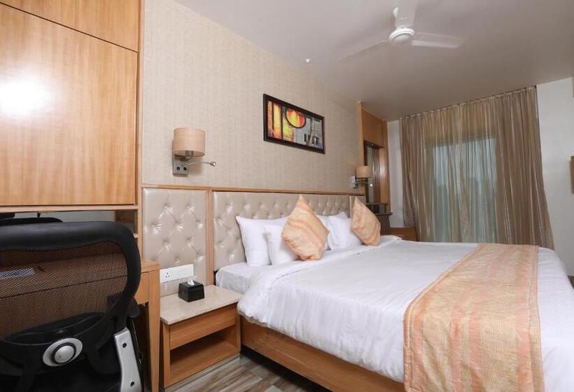 חדר אקזקיוטיב חדר קינג, Cliffton