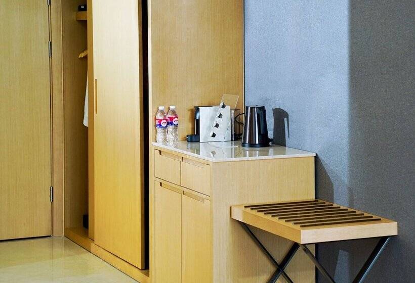 اتاق اجرایی, Hoya International Hotel Yangon