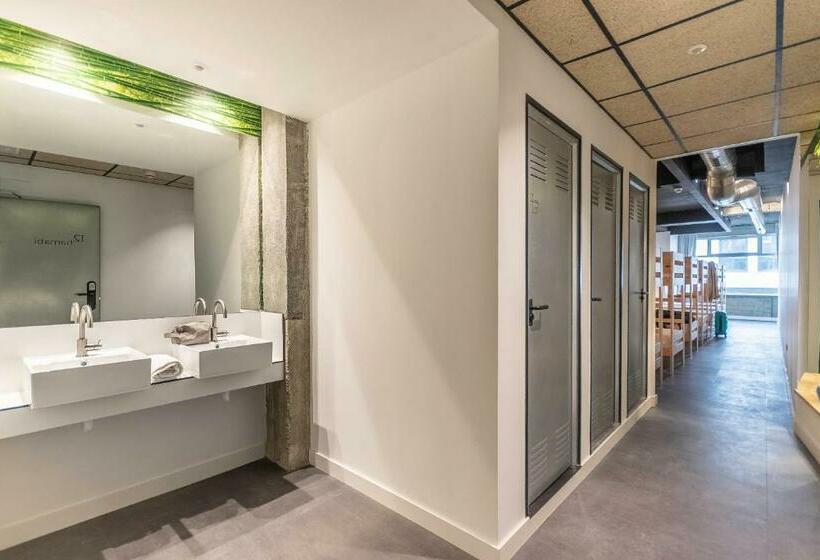 تختخواب در اتاق مشترک, Ekoos Hostel, Bilbao Eko Hostel