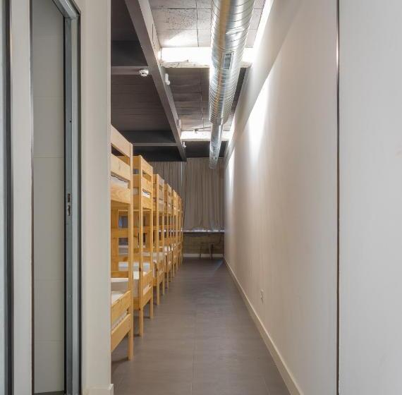 تختخواب در اتاق مشترک, Ekoos Hostel, Bilbao Eko Hostel